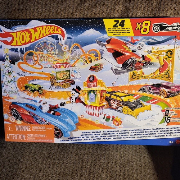 Hotwheels Advent Calander - Picture 2 of 6